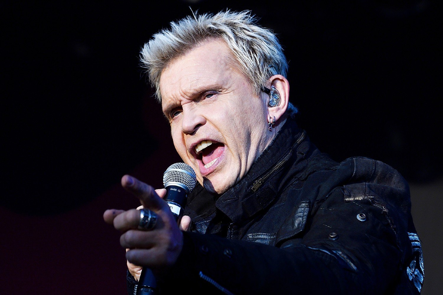 Billy Idol: Η ανορθόδοξη μέθοδος που τον έσωσε από την ηρωίνη