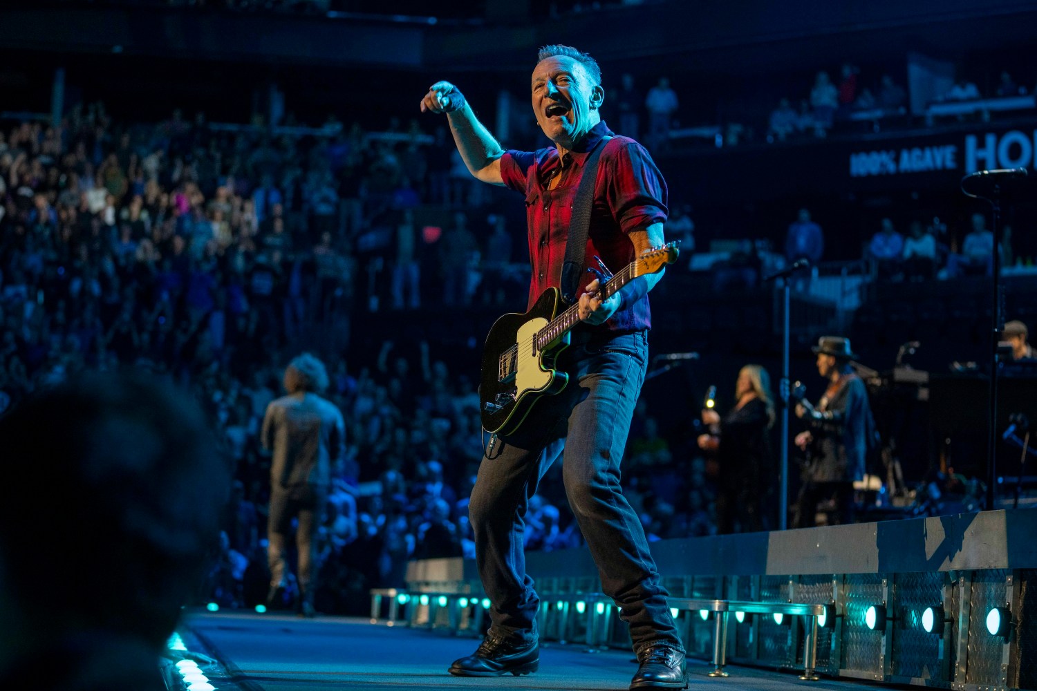 Ο Bruce Springsteen υπόσχεται ακυκλοφόρητο υλικό το 2025 Ο Bruce Springsteen υπόσχεται ακυκλοφόρητο υλικό το 2025