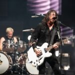 Ο Dave Grohl υπερασπίζεται την απομάκρυνση του Josh Freese από τους Foo Fighters: «Γνωρίζουμε τι είναι καλύτερο για το συγκρότημά μας»