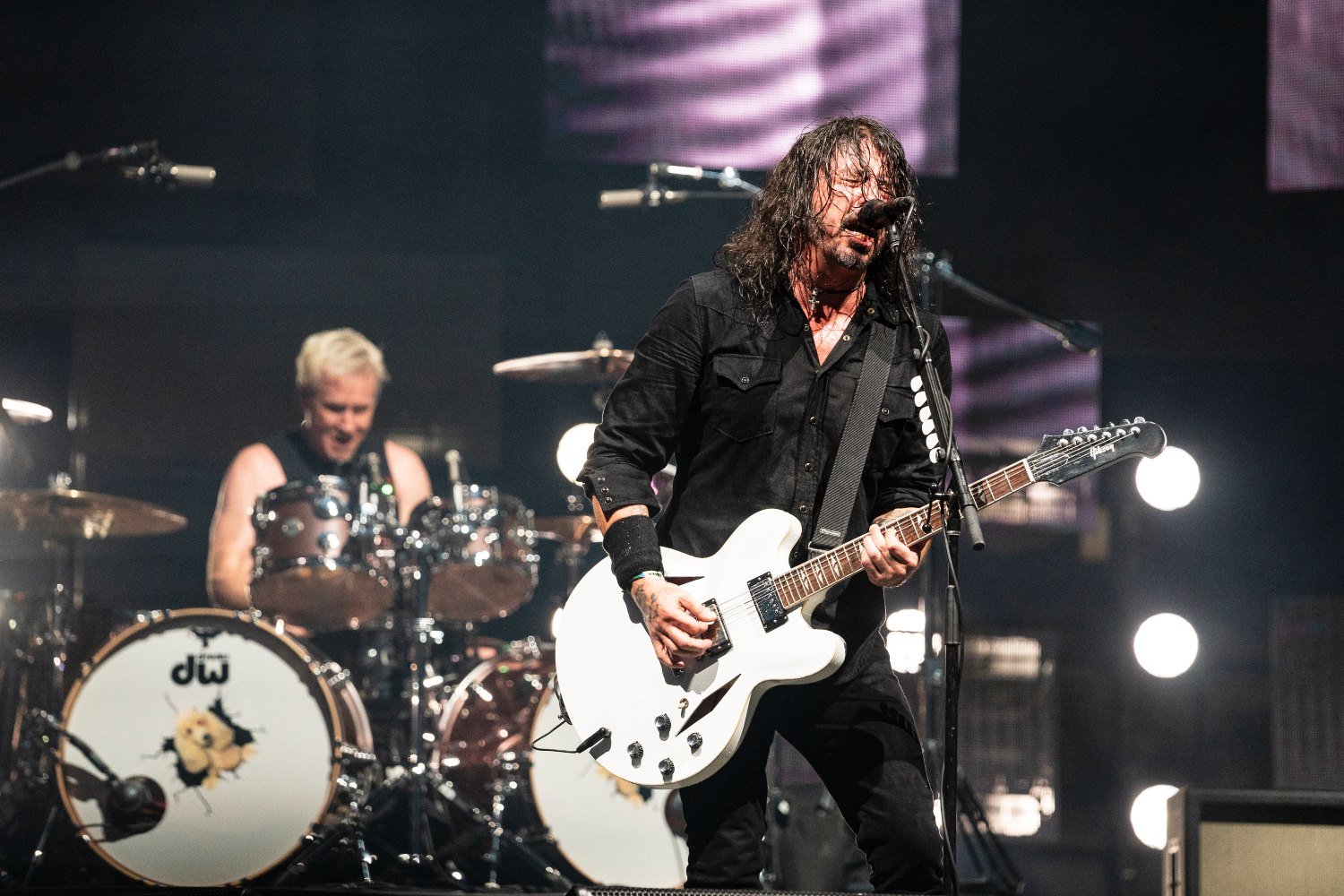 Ο Dave Grohl υπερασπίζεται την απομάκρυνση του Josh Freese από τους Foo Fighters: «Γνωρίζουμε τι είναι καλύτερο για το συγκρότημά μας»
