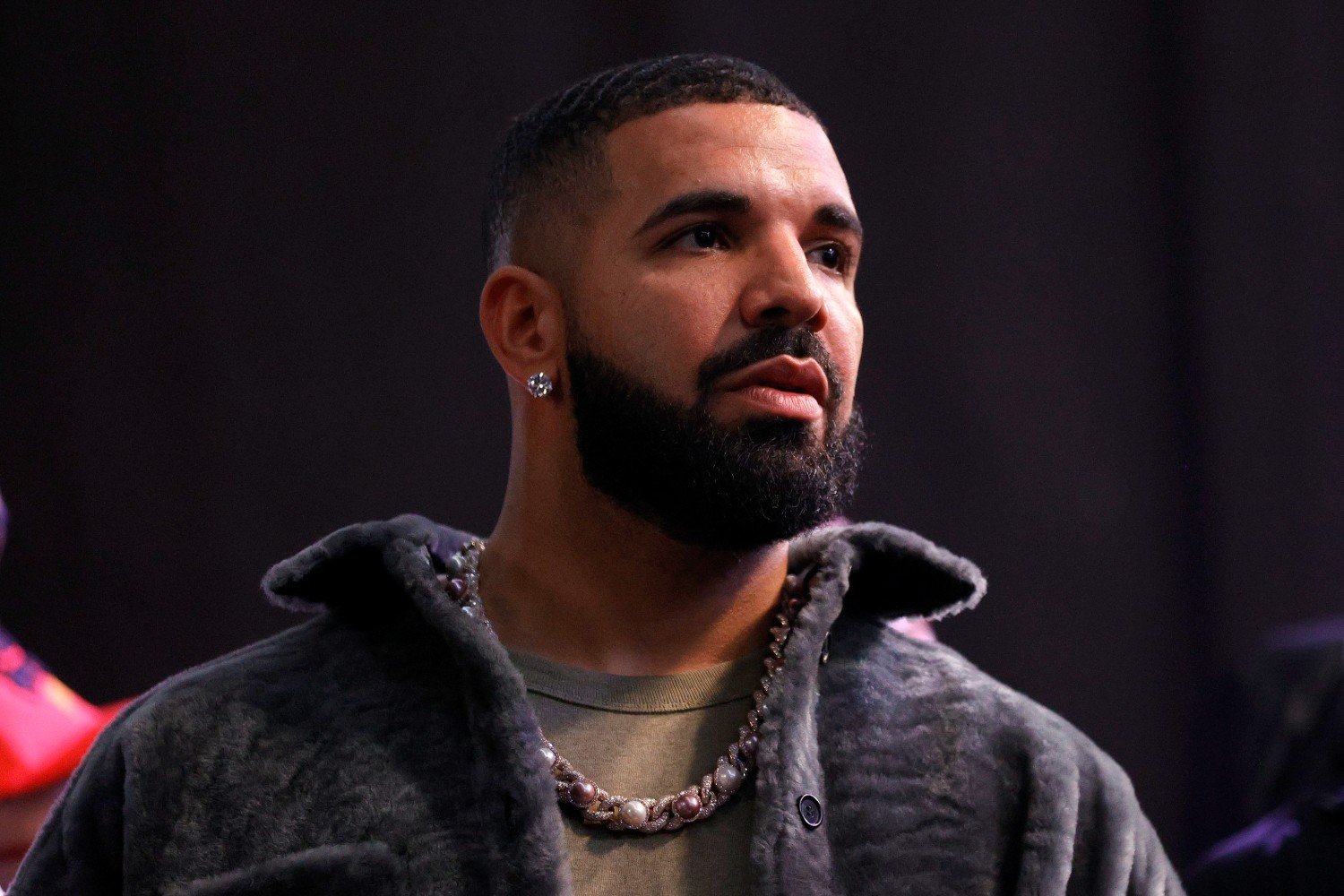 Ο Drake εμφανίστηκε στο TikTok Live φανατικής θαυμάστριας και της έκανε την έκπληξη της ζωής της: «Έχω πολλή αγάπη για εσένα»