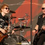 Ed Sheeran και The Offspring τραγούδησαν μαζί στη σκηνή σε μία εμφάνιση – έκπληξη