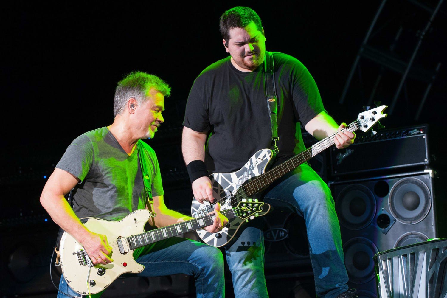 Wolfgang Van Halen: Ο Eddie Van Halen «κατέστρεψε το τοπίο» της rock μουσικής του ’80