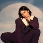 Gracie Abrams: Ανακοινώνει το νέο άλμπουμ «Daughter From Hell» και ανοίγει το πιο προσωπικό και ανήσυχο κεφάλαιό της