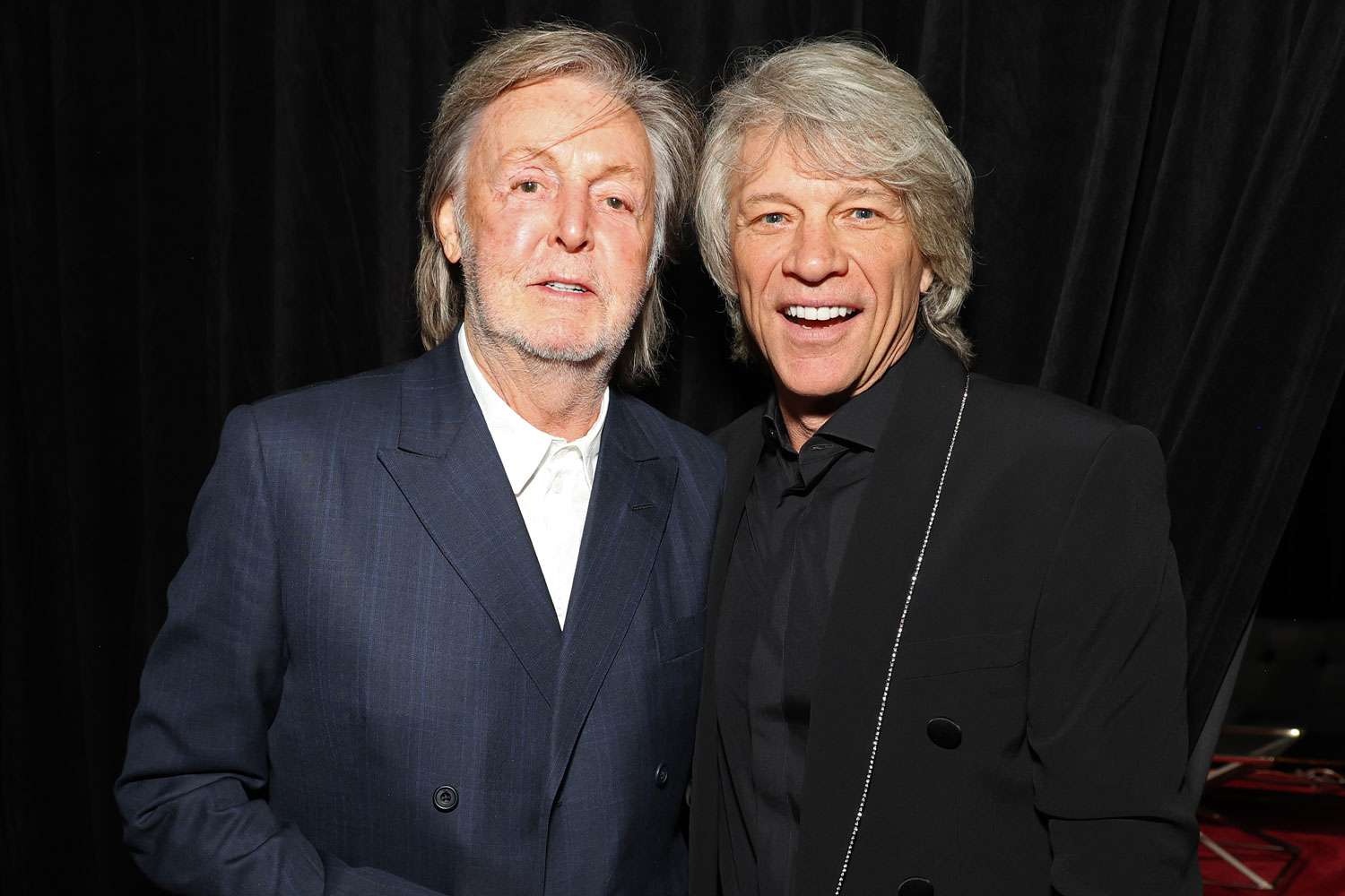 Ο Jon Bon Jovi δεν μπορεί να πιστέψει ότι είναι φίλος με τον Paul McCartney: «Είναι τρελό»