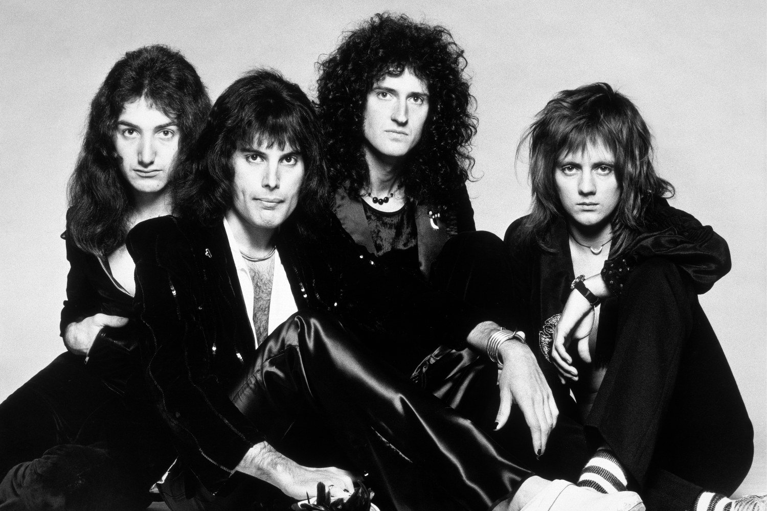 Queen: 50 χρόνια «A Night At The Opera» με συλλεκτικές επανεκδόσεις