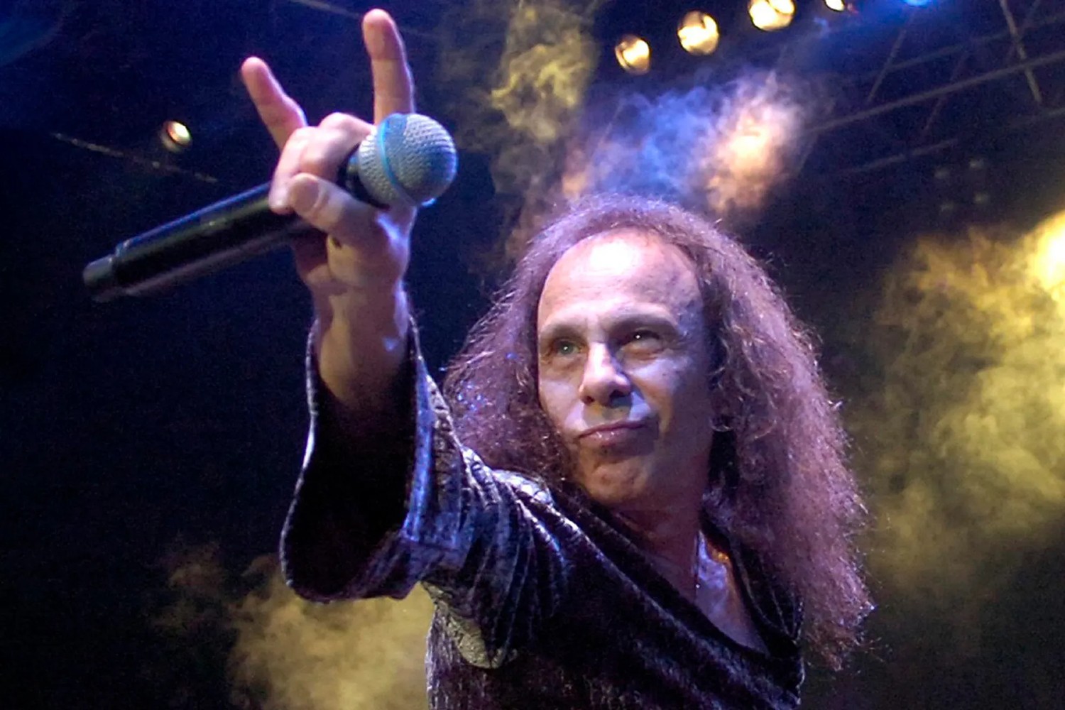 Ronnie James Dio: Ο αθάνατος μύθος της heavy metal μουσικής