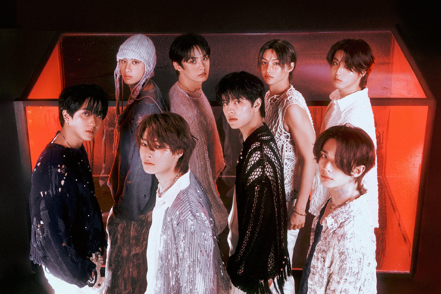 Οι Stray Kids αναζητούν ξανά τη σύνδεση στο συναισθηματικό video του «After You»