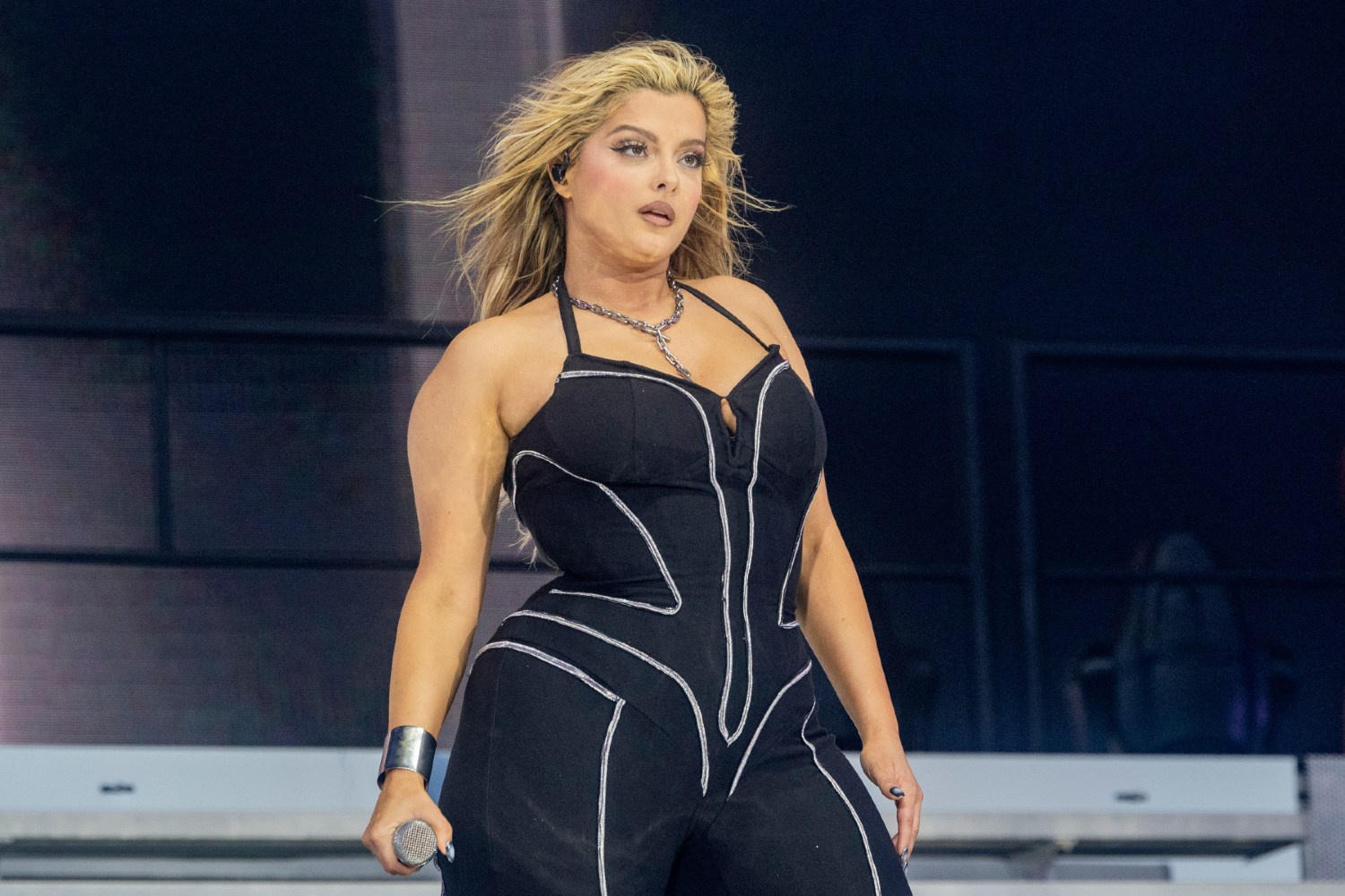 Bebe Rexha: «Πίστευα ότι όλα είχαν τελειώσει» – Τα δάκρυα ενός δύσκολου επαγγελματικού διαζυγίου και η δικαίωση στα charts