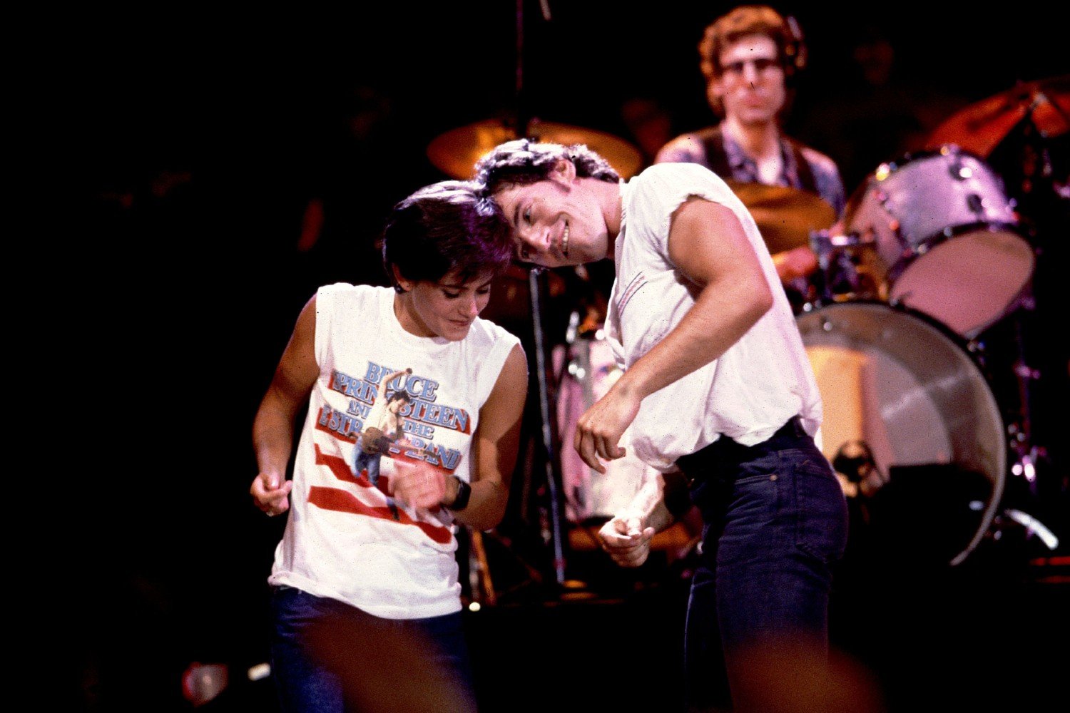 Η Courteney Cox χορεύει ξανά το «Dancing In The Dark» του Bruce Springsteen