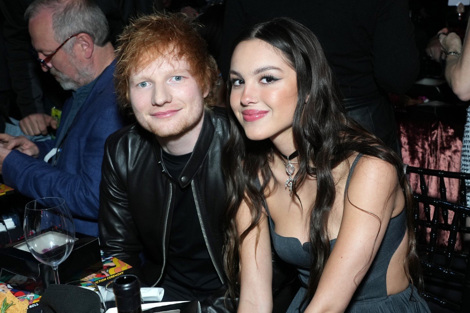 Ο Ed Sheeran λατρεύει την Olivia Rodrigo και τα άλμπουμ της: «Είναι απλά εξαιρετικά»