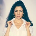 Η Marina ανακοινώνει το νέο άλμπουμ «Princess Of Power» και περνά από τον φόβο στην αγάπη