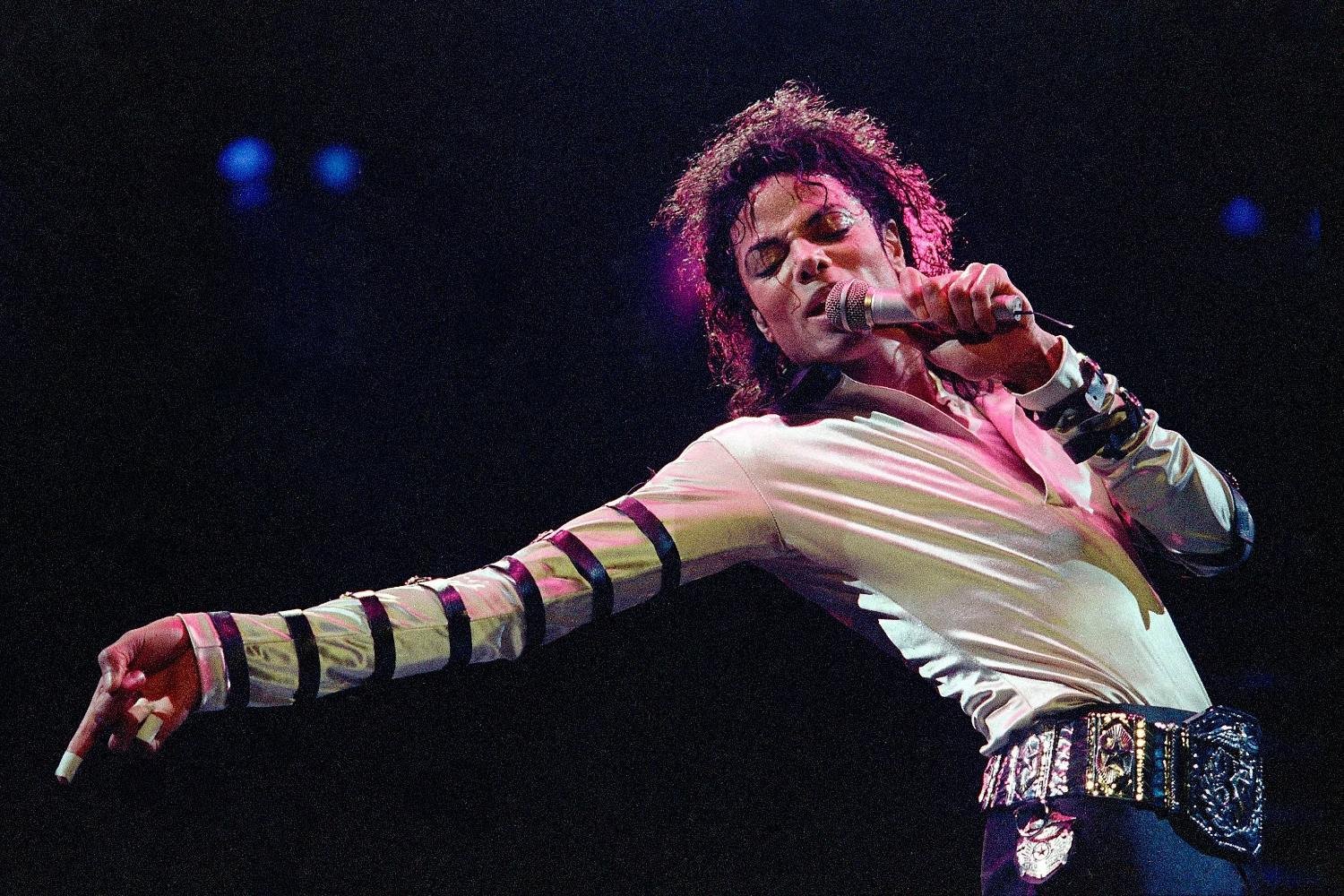 Michael Jackson: Το «Off The Wall» συνεχίζει να γράφει ιστορία μετά από πέντε δεκαετίες – 200 εβδομάδες στο Billboard 200 Michael Jackson: Το «Off The Wall» συνεχίζει να γράφει ιστορία μετά από πέντε δεκαετίες – 200 εβδομάδες στο Billboard 200