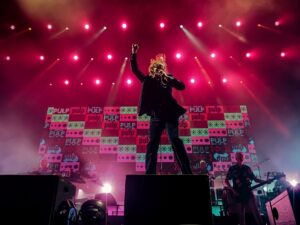 Ο Jarvis Cocker ξεκαθαρίζει το μέλλον των Pulp: «Δεν νομίζω ότι έχουμε τελειώσει»