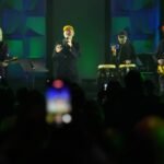 Οι R.E.M. τραγούδησαν για πρώτη φορά μαζί μετά από 17 χρόνια