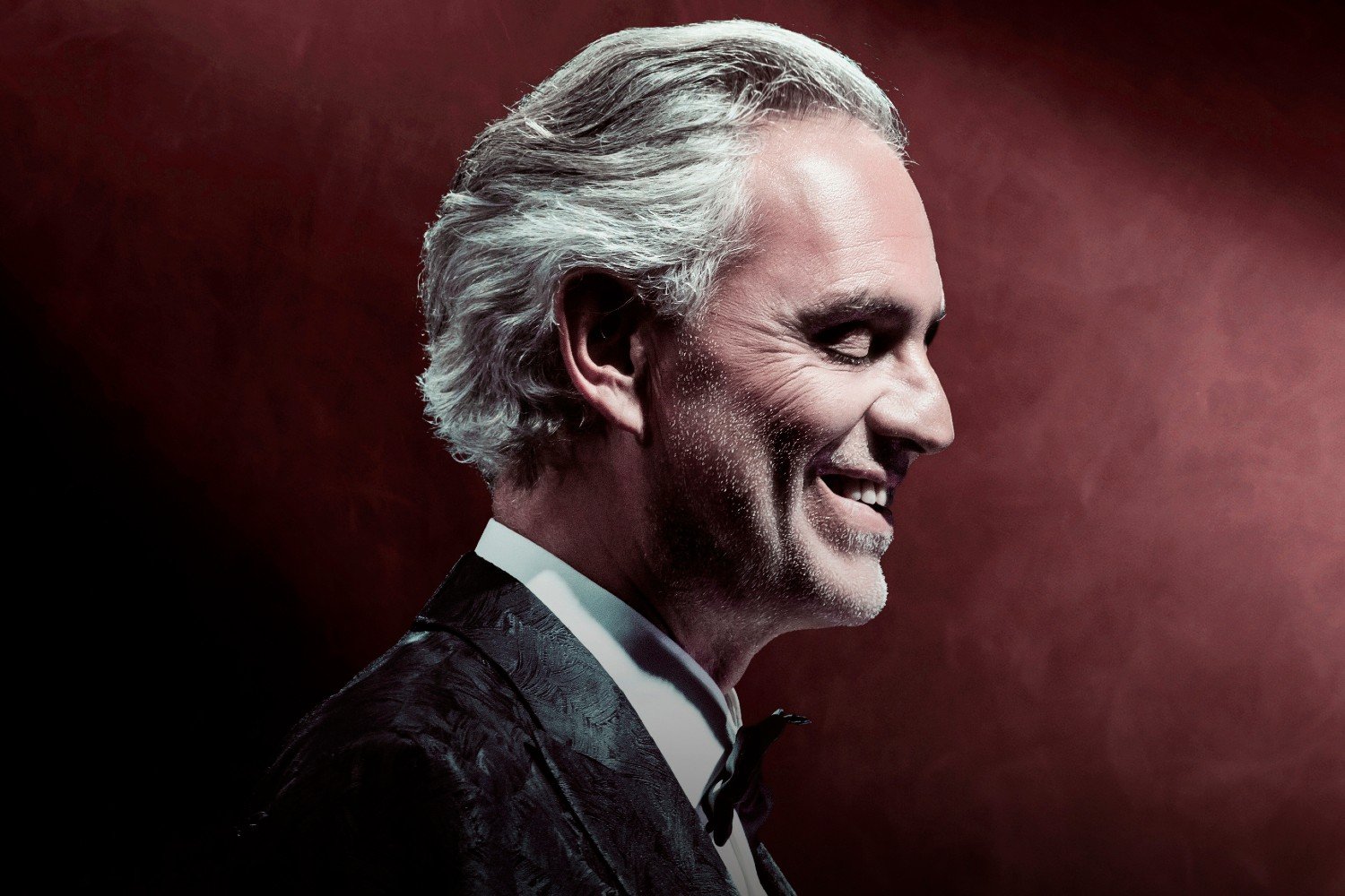 Andrea Bocelli: Τραγουδά με Shania Twain, Gwen Stefani και Karol G στο νέο άλμπουμ «Duets»