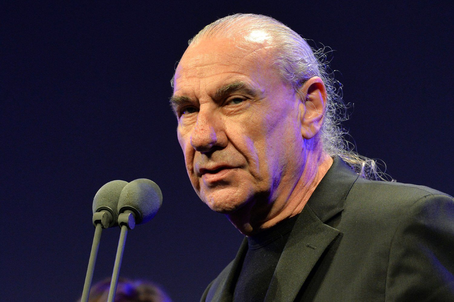 Ο Bill Ward των Black Sabbath χρησιμοποιεί αναπηρικό αμαξίδιο – Το μήνυμά του για την κατάσταση της υγείας του