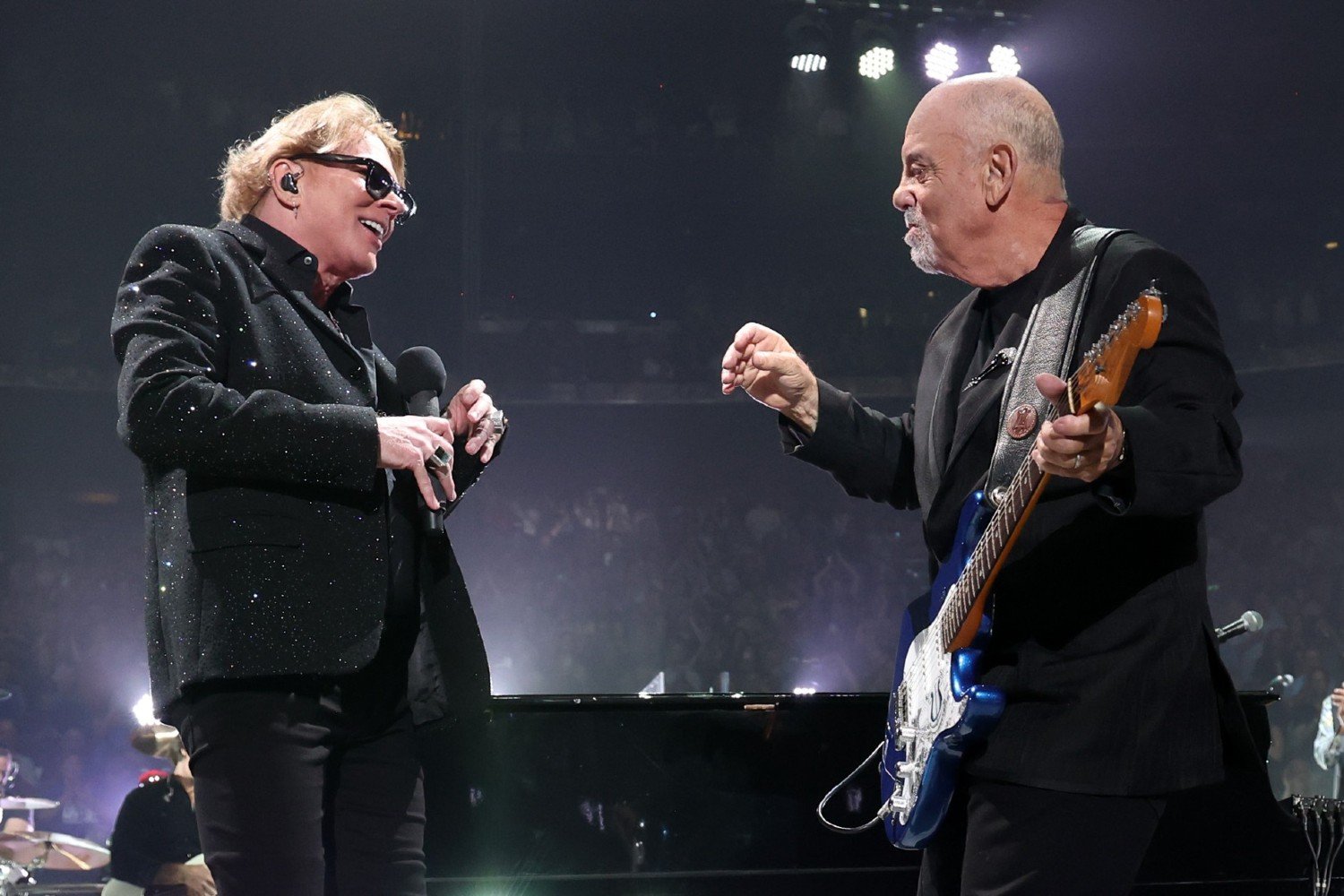 Ο Billy Joel υποδέχθηκε τον Axl Rose στη σκηνή