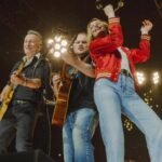 Zach Bryan και Bruce Springsteen τραγουδούν μαζί στο «Sandpaper»