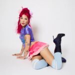 Η Halsey ανοίγει την καρδιά της στο νέο single «Lucky»