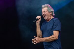 Deep Purple: Ο Ian Gillan νοσηλεύεται μετά από έκτακτο πρόβλημα υγείας – Αναβάλλονται συναυλίες τους