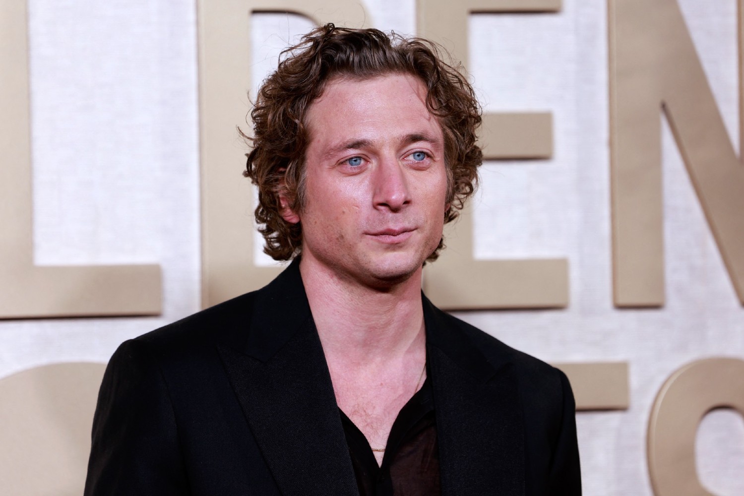 Ο Jeremy Allen White έχει ανταλλάξει μηνύματα με τον Bruce Springsteen για τη βιογραφική ταινία του