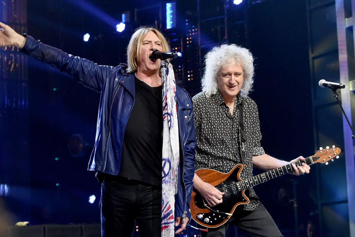Πώς οι Def Leppard έσωσαν τον Brian May των Queen από βέβαιο θάνατο