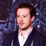 Joseph Quinn: Η αμήχανη στιγμή με την Taylor Swift που τον στοιχειώνει ακόμα