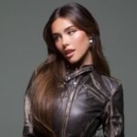 Η Madison Beer αποκαλύπτει τα μυστικά του «Locket» και τη «γλυκόπικρη» αλήθεια πίσω από τις νέες επιτυχίες της