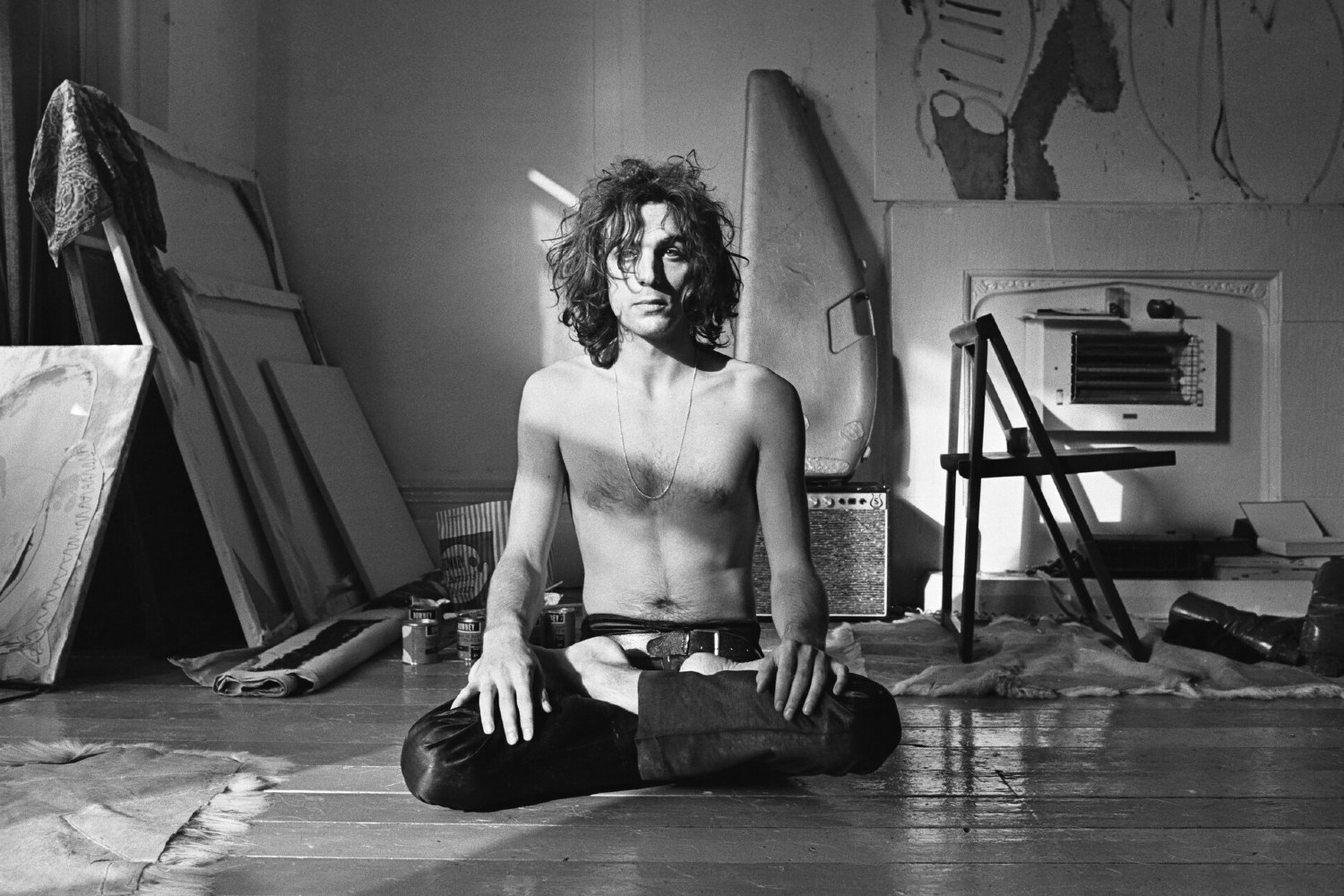 80 χρόνια Syd Barrett: Νέο άλμπουμ και συναυλία – αφιέρωμα για τον άνθρωπο που έζησε ανάμεσα στη μεγαλοφυΐα και το σκοτάδι