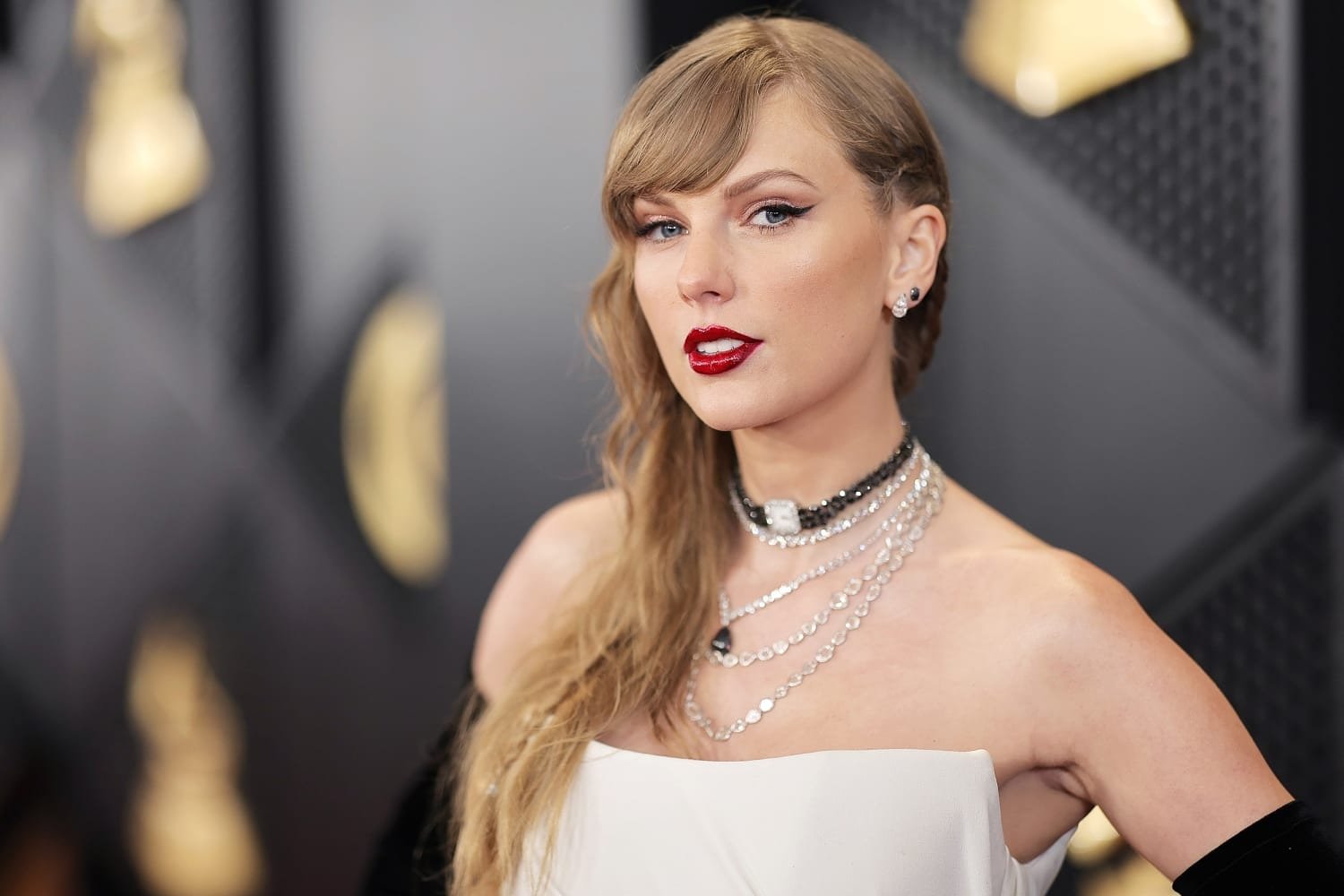 Webby Awards 2026: Taylor Swift, Sabrina Carpenter και Bad Bunny υποψήφιοι στα «Όσκαρ του Internet»