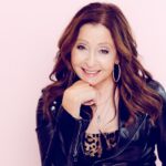 Η Βίκυ Λέανδρος επιστρέφει στη σκηνή της Eurovision – Η μεγάλη εμφάνιση στη Βιέννη