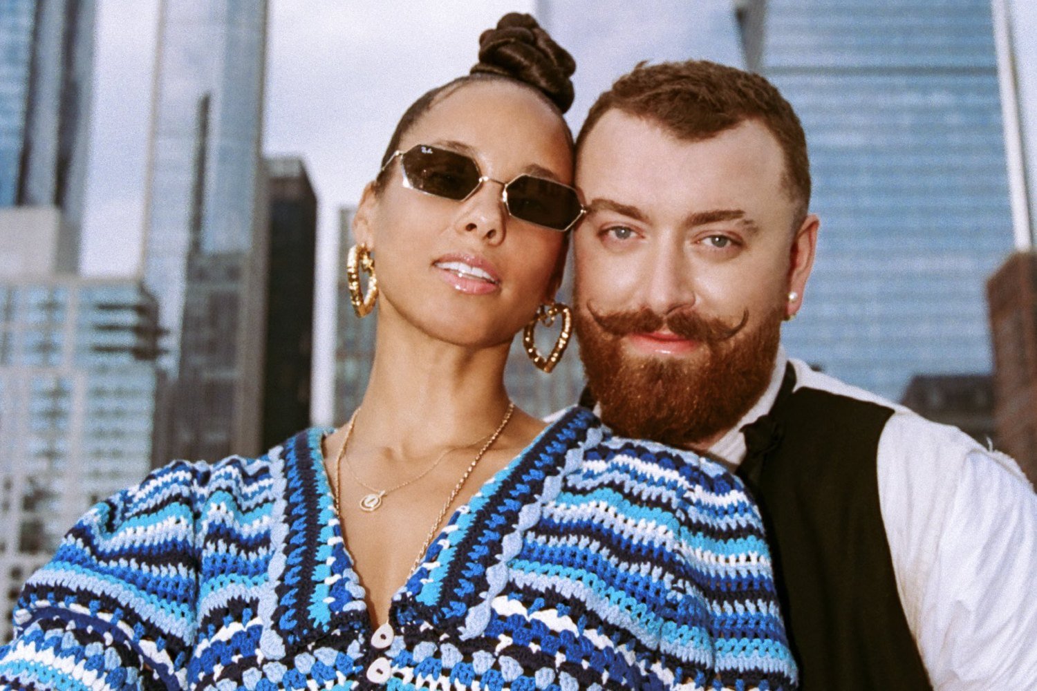 Sam Smith και Alicia Keys τραγουδούν μαζί το «I’m Not The Only One»