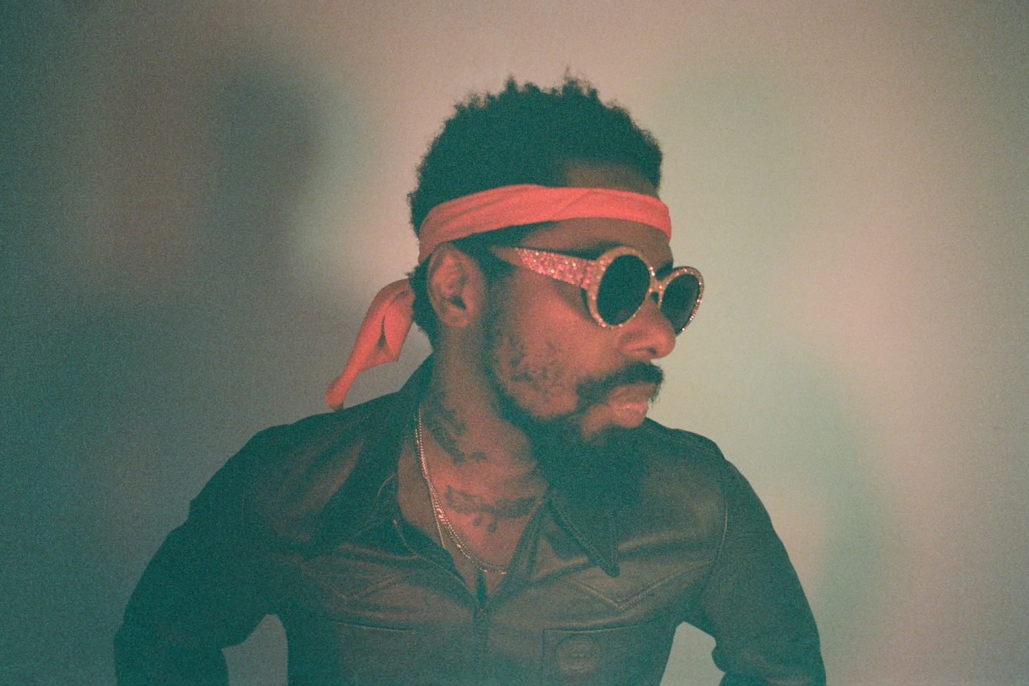 O Curtis Harding φέρνει την αναγέννηση της soul στο Floyd