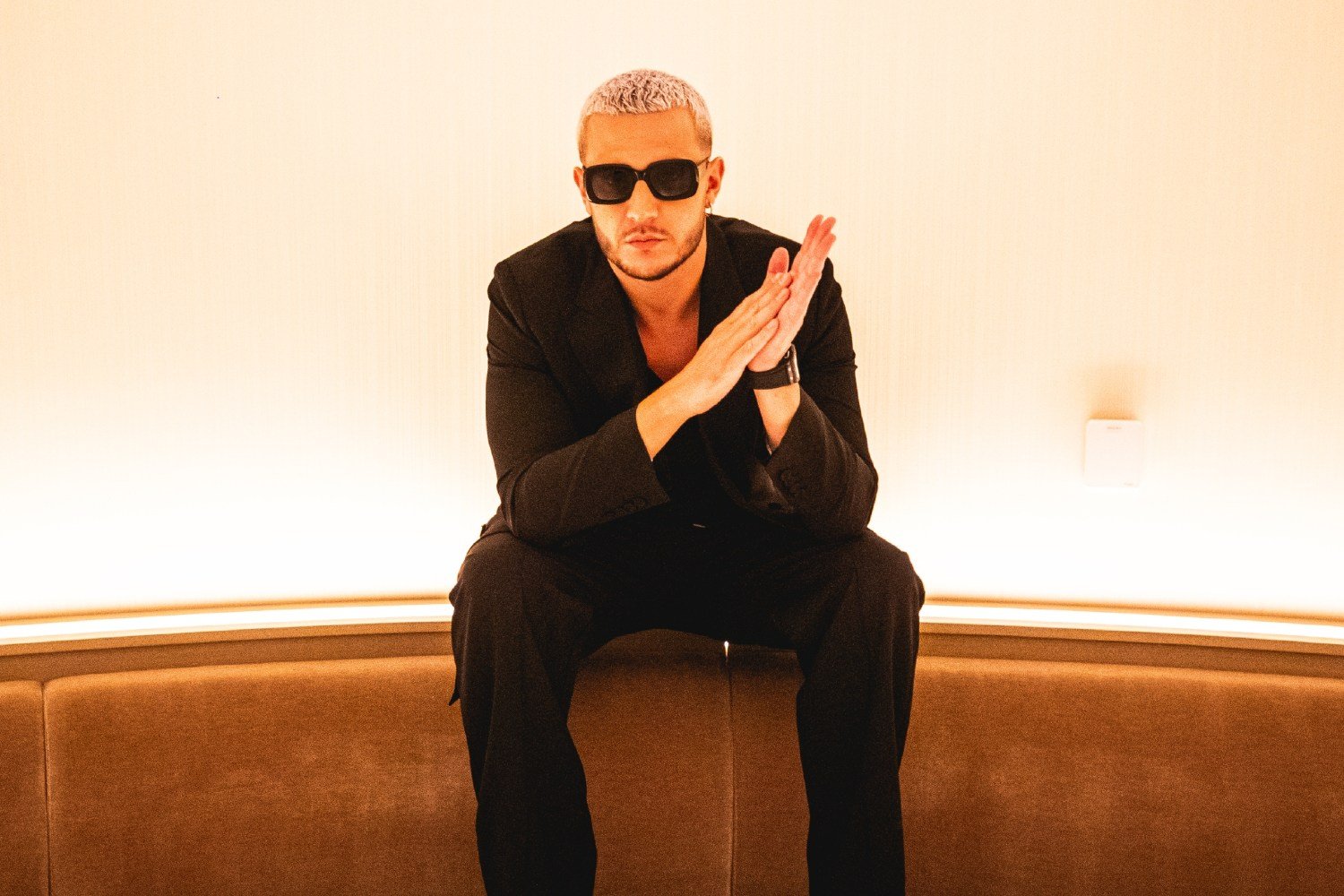 Ο DJ Snake συναντά τον Fridayy στο «Complicated»