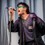 Fontaines D.C., Kneecap και Brian Eno ενάντια στην ακροδεξιά στη Βρετανία