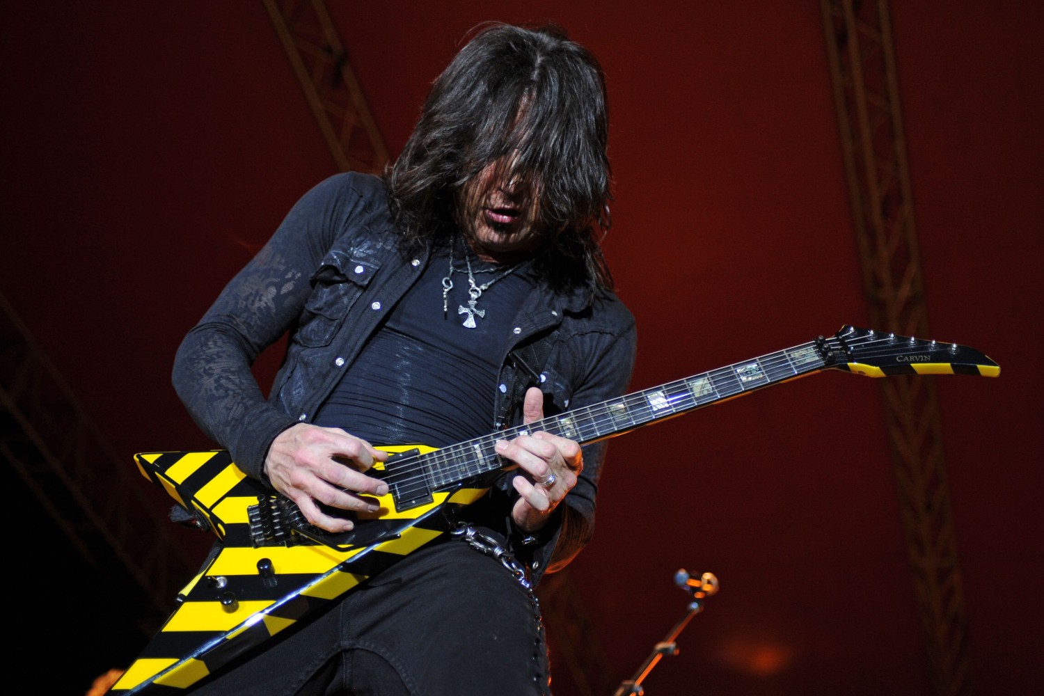 Ο Michael Sweet των Stryper δίνει μάχη με τον καρκίνο του θυρεοειδούς: «Πιστεύω πως σύντομα θα είναι πίσω μου»