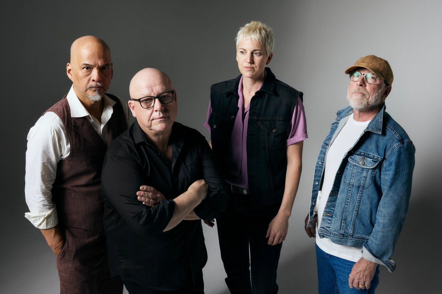 Οι Pixies απαντούν στον Dave Grohl για τον «τέλειο δίσκο» τους και αποκαλύπτουν τα επόμενα σχέδιά τους Οι Pixies απαντούν στον Dave Grohl για τον «τέλειο δίσκο» τους και αποκαλύπτουν τα επόμενα σχέδιά τους