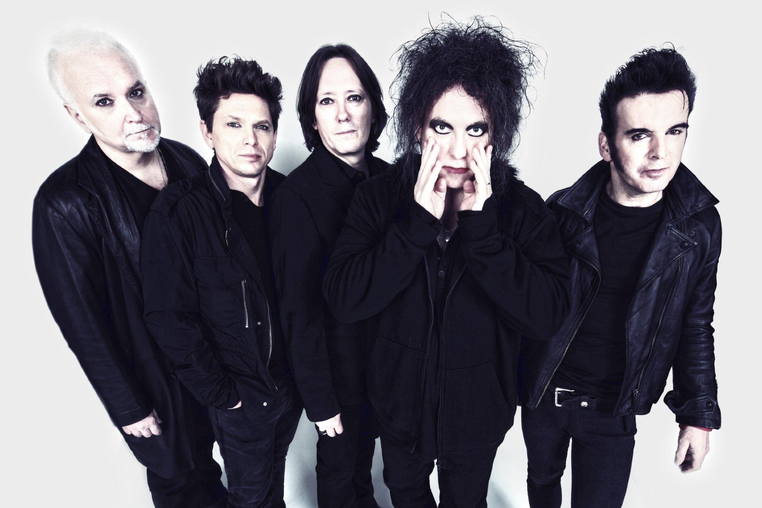 Οι The Cure στην Αθήνα με μία σημαντική αλλαγή: Εκτός της ευρωπαϊκής περιοδείας o Simon Gallup λόγω προβλήματος υγείας Οι The Cure στην Αθήνα με μία σημαντική αλλαγή: Εκτός της ευρωπαϊκής περιοδείας o Simon Gallup λόγω προβλήματος υγείας