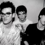 The Smiths: Ο Morrissey διεκδικεί την ιστορία του Salford Lads Club και ανοίγει νέο μέτωπο με τον Johnny Marr