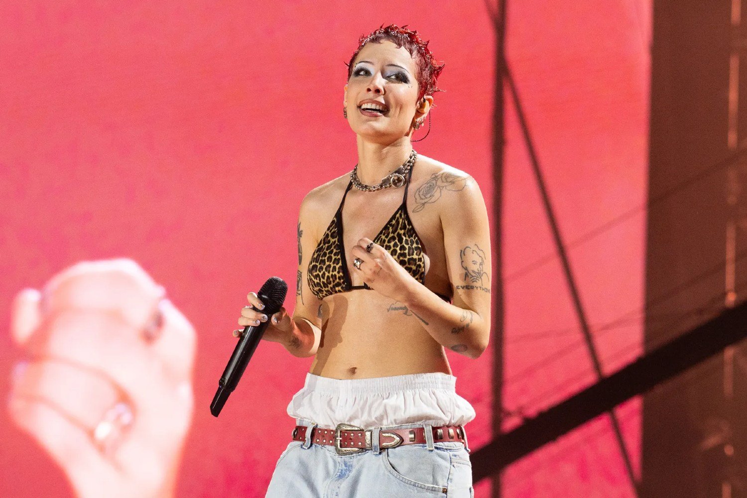 Η Halsey μοιράζεται τη λατρεία της για τον Nick Cave – Το μήνυμα απόλυτου θαυμασμού