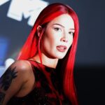 Η Halsey γράφει μία νέα μαύρη κωμωδία για το Amazon Prime Video – «Bloodlust» σε σκηνοθεσία Ti West