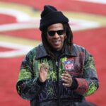 Ο Jay-Z για τις αντιδράσεις κατά της εμφάνισης του Bad Bunny στο Super Bowl: «Μην τους αφήνετε να σας ξεγελούν»