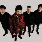 Kasabian: Για όγδοη φορά στο No. 1 του Ηνωμένου Βασιλείου με το «Act III»