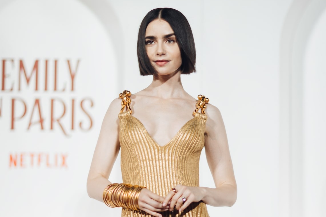 Η Lily Collins έπαθε σοκ όταν ανακάλυψε ότι οι Genesis ήταν αληθινοί