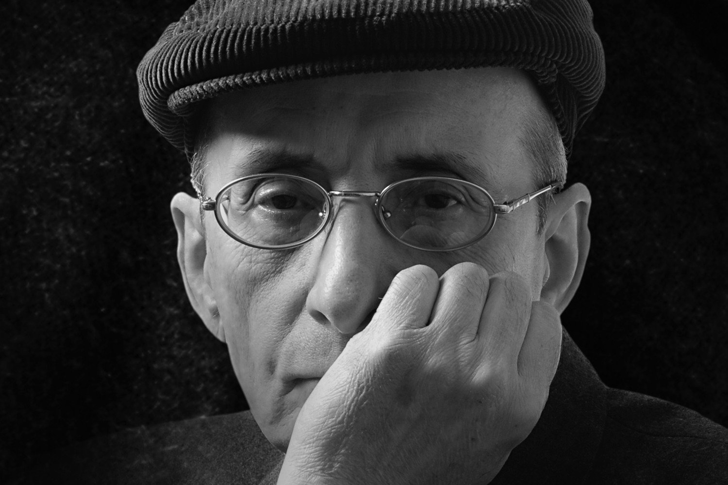 «Στου Κόσμου Τα Σκαλιά»: Διονύσης Τσακνής και Μάνος Ελευθερίου σε μία μουσική συνάντηση πέρα από τον χρόνο