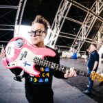 Ο Mark Hoppus έκανε αυτοκτονικές σκέψεις μετά τη διάλυση των blink-182: «Βυθιζόμουν όλο και πιο βαθιά»
