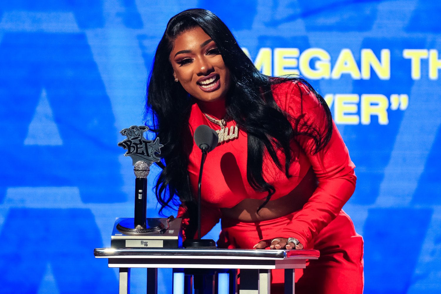 Η Megan Thee Stallion προηγείται στις υποψηφιότητες των BET Hip Hop Awards 2024 Η Megan Thee Stallion προηγείται στις υποψηφιότητες των BET Hip Hop Awards 2024