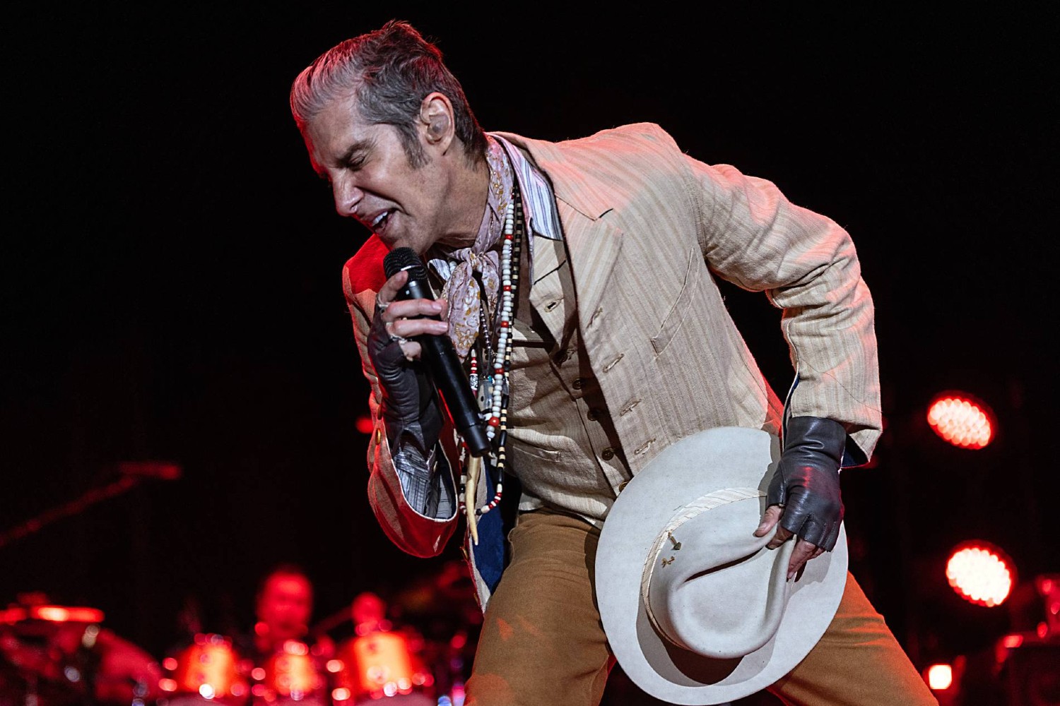 Jane’s Addiction: Ο Perry Farrell ζητά συγγνώμη για τον καβγά στη σκηνή
