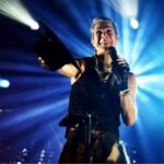 Jane’s Addiction: Ο Perry Farrell αναζητά ιατρική βοήθεια μετά την έκρηξή του στη σκηνή